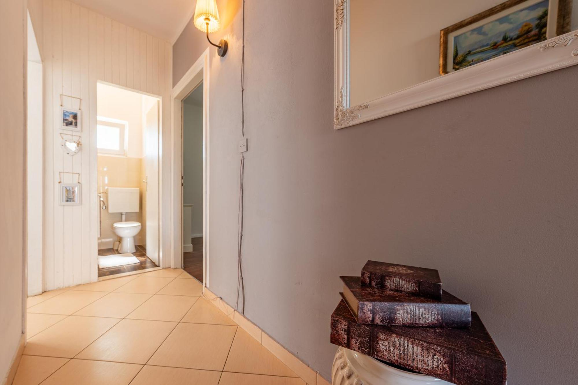 Apartman Mara Poljica  エクステリア 写真
